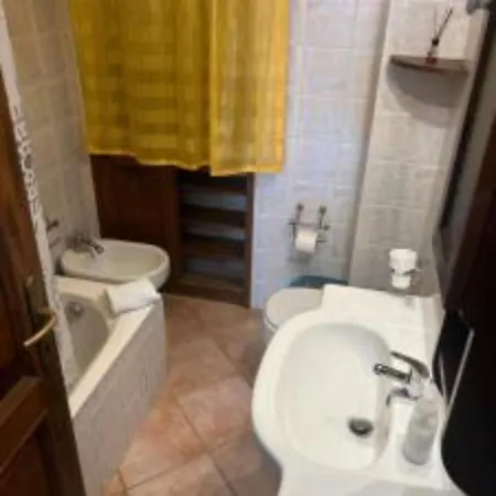Wonder House Airport Apartman *